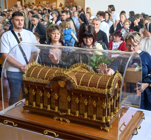 Pohod relikvija sv. Male Terezije i njezinih roditelja u Župi sv. Terezije od Djeteta Isusa